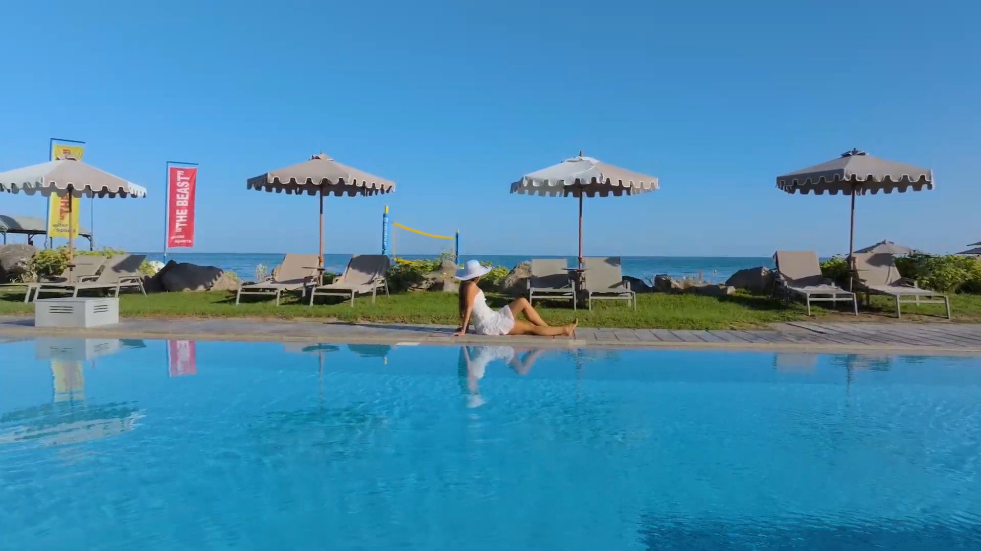 Services equal productions hotels&resorts